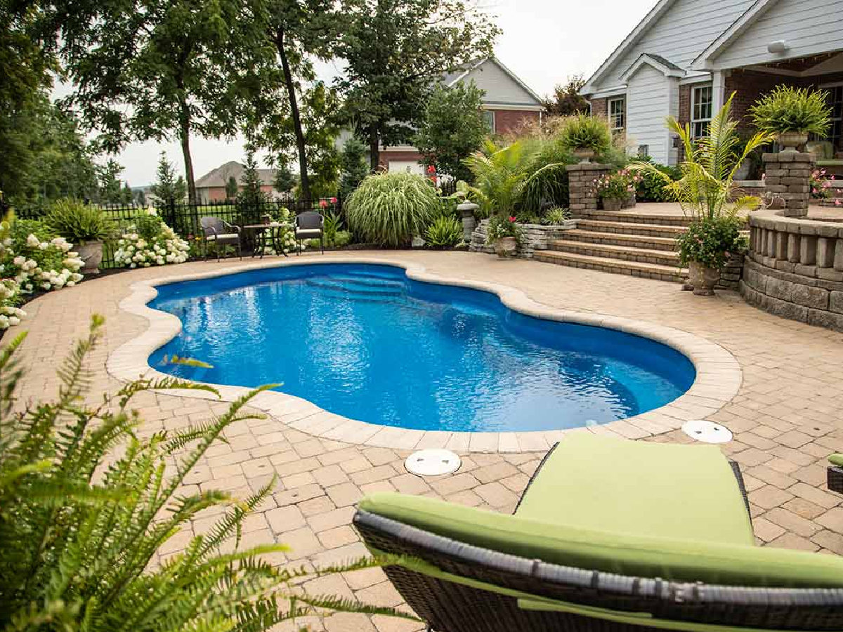 laguna-fiberglass-pool-05-1